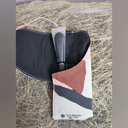 Bolsa para guardar Pincéis de maquiagem da Yves Rocher . Outros (Saúde e beleza)