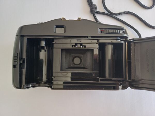 Máquina fotográfica analógica sem marca . Outros Lazer