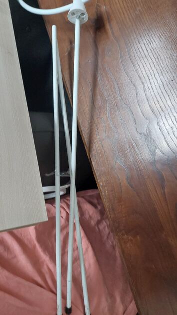 Gaiola de  pássaro . Bancadas