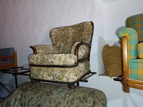 vendo sofás novos . Sofás e Poltronas