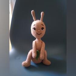 Formiga amigurumi. Peluches