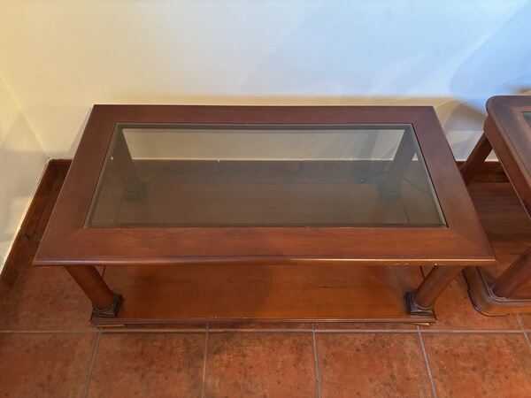 Mesa de cerejeira. Mesas de centro