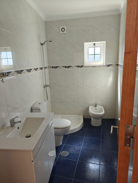 Moradia em Meixomil, Paços de Ferreira. Casa e apartamentos para vender