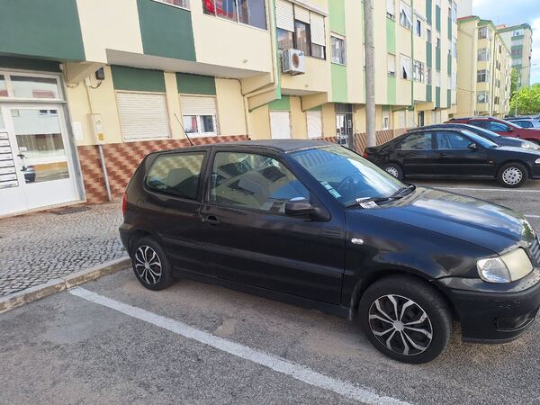 vw polo 1.4 gasolina ano 2001. Carros