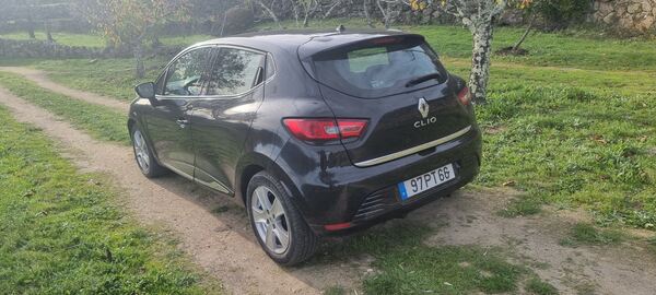Renault Clio 1.5 DCI Confort . Carros