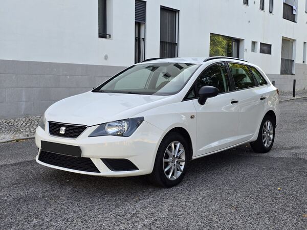 Seat ibiza ST. Carros