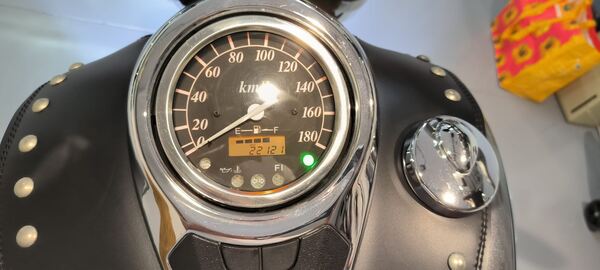 SUZUKI INTRUDER C800. Motos