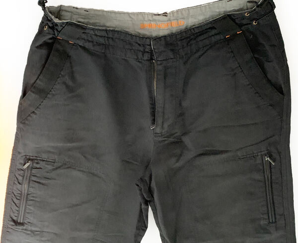 Calças de Adulto Unissexo Preto, Largas, como Nova. Calças para Homem