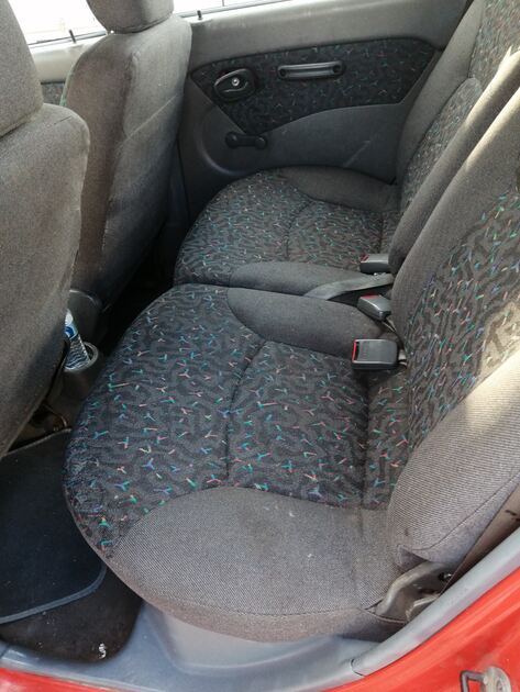 Vendo carro Hiunday atos 1000cc de 2001 . Carros