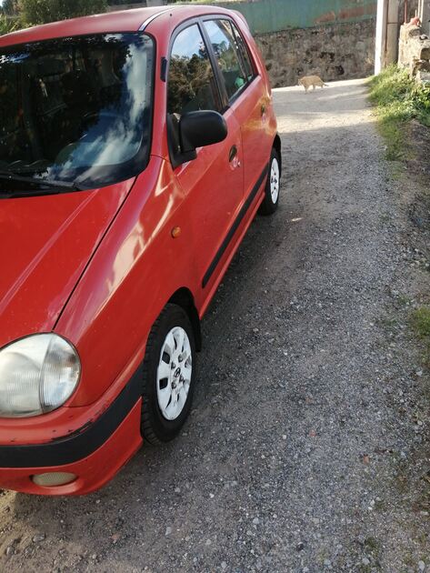 Vendo carro Hiunday atos 1000cc de 2001 . Carros