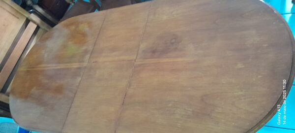 Mesa extensível e 6 cadeiras. Conjunto de mesa e cadeiras