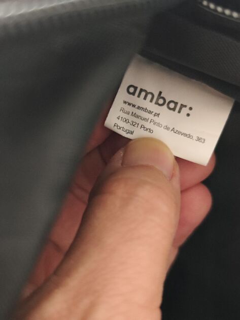 Mochila multicolorida da Ambar da coleção Inverse, NOVA. . Malas e mochilas escolares