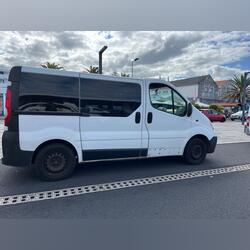 Vende se . Carros. Lajes do Pico. 2006    Manual Diesel 115 cv 4 portas Branco ABS