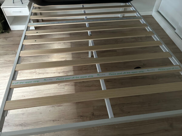 Novilla Somier 150 x 200 com lâminas de chooo, Alt. Camas