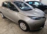 Renault Zoe carga rápida inclui baterias . Carros