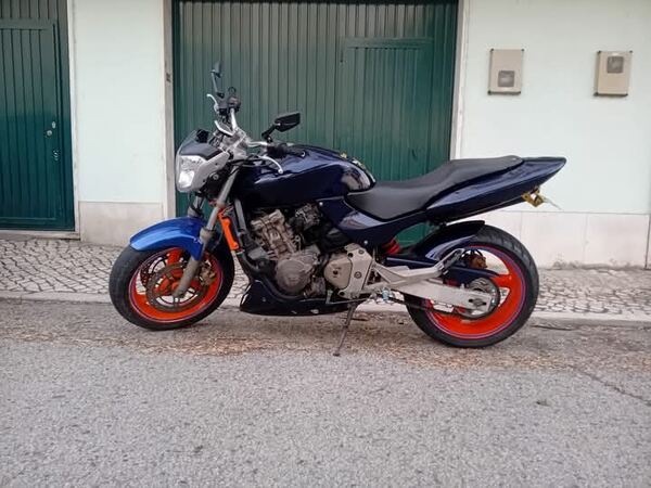 Honda Hornet . Motos