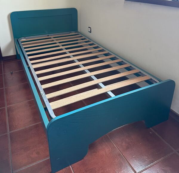 Quarto em carvalho (venda total ou por peças). Conjuntos de móveis para quarto