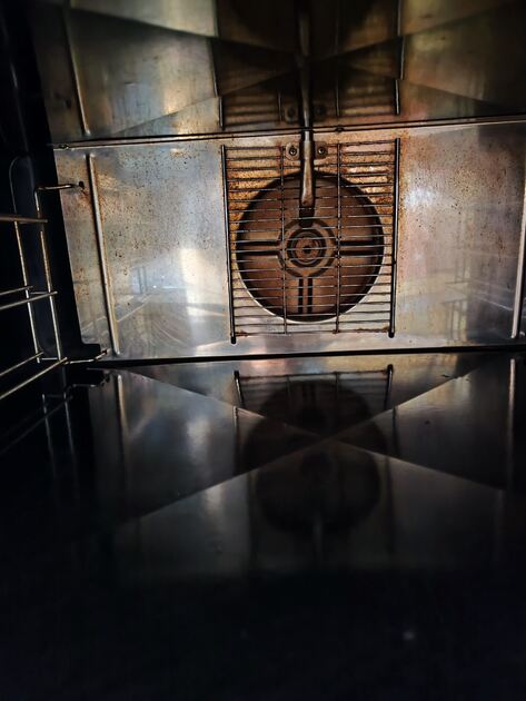 Forno Industrial ou Semi-industrial da marca UNOX . Fornos