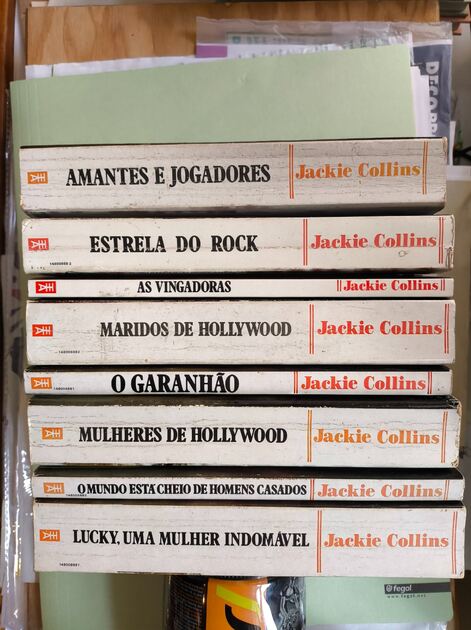 Conjunto de 8 livros de Jackie Collins.. Livros