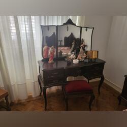 Vendo móveis antigos em bom estado. Conjuntos de móveis para quarto