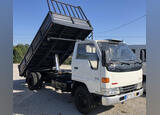 Toyota Dyna 280-02. Carros