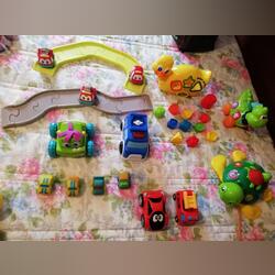 Varios brinquedos para bebe/crianca. Brinquedos para bebês. Santa Maria Maior.      