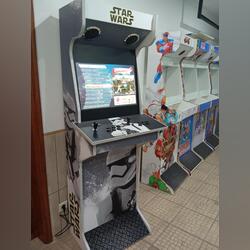 Arcades variadas. Máquina arcade