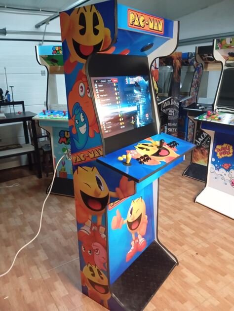 Arcades variadas. Máquina arcade