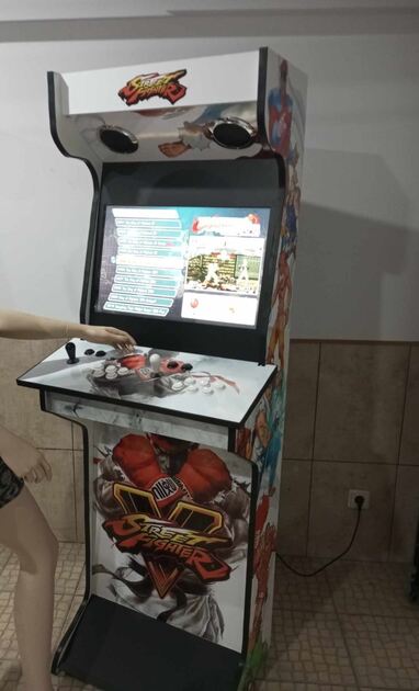 Arcades variadas. Máquina arcade