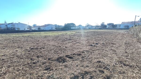 Terreno const. 6.830m2 - Marinhas/Espo. Terreno Rústico