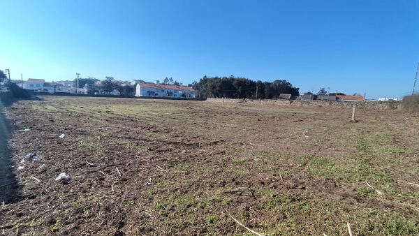 Terreno const. 6.830m2 - Marinhas/Espo. Terreno Rústico