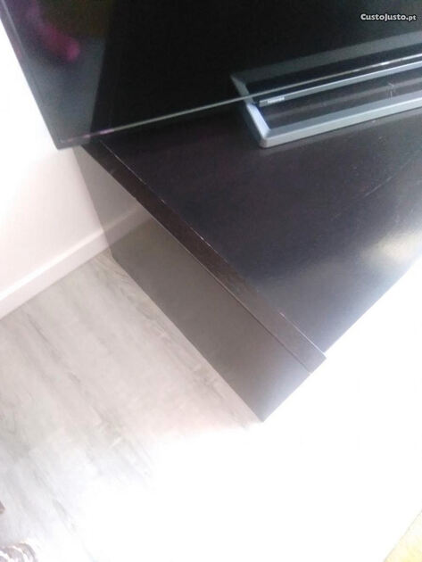 Movel sala / TV, com gavetão. Móveis para TV