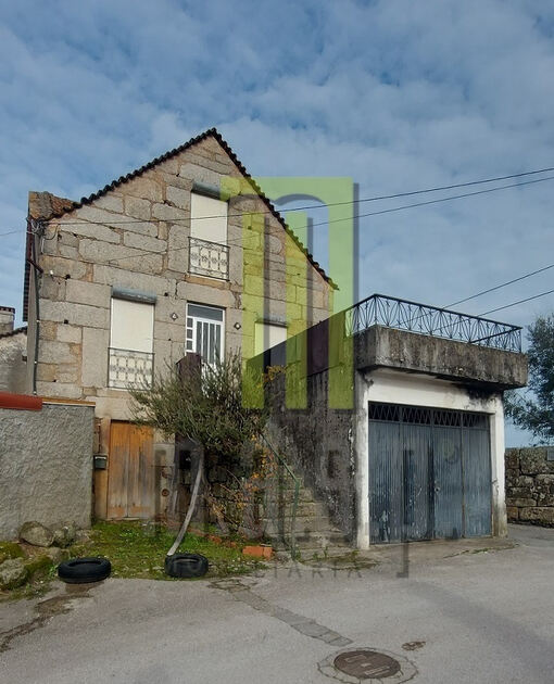 Moradia T3 em Vendas de Gavinhos. Casa e apartamentos para vender