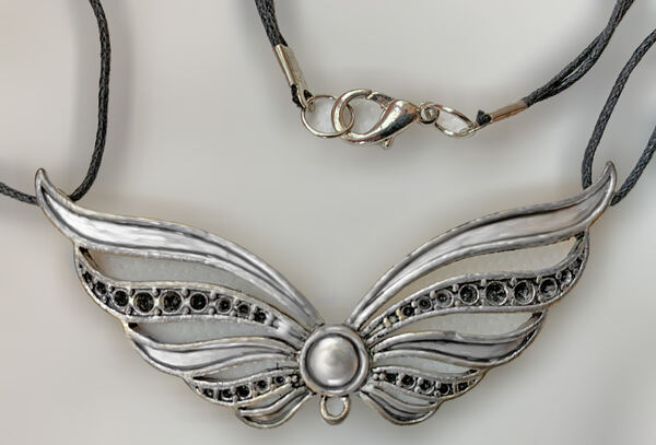 Fio com Borboleta, Novo/Exclusivo/Único. Colares