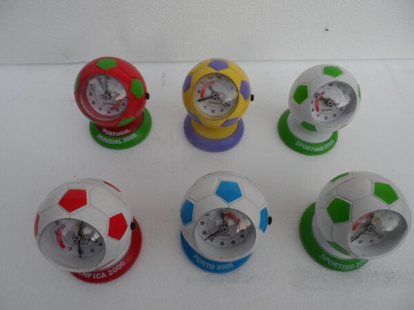 Conjunto de 6 relógios. Relógios
