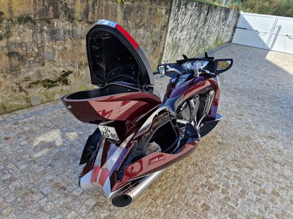 Vendo a minha Victory Vision Tour. Motos