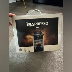 máquina de café Nespresso Pixie . Máquinas de Café