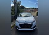 Peugeot 208- impecável (2018). Carros. Vila Nova de Gaia. 2018   135.000 km Manual Diesel 75 cv 5 portas Branco Ar condicionado Vidros elétricos Aquecimento dos assentos Cruise control adaptativo Volante multi-funções