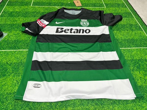 Camisolas de futebol de vários clubes. . Camisolas futebol