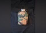  Gorro, boné, cantil e camisa militar Espanha. Outras Artes e Coleccionismo