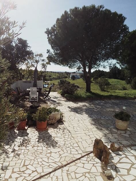 Quinta com Piscina e Vista Mar em Local Calmo Vila. Casa e apartamentos para vender