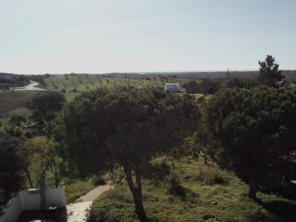 Quinta com Piscina e Vista Mar em Local Calmo Vila. Casa e apartamentos para vender