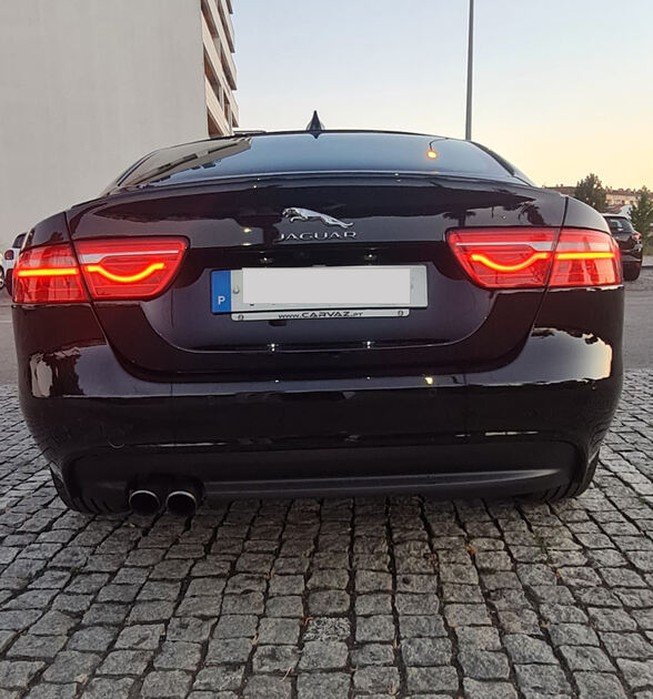 🐆 Jaguar XE R.Sport 2.0D. Carros