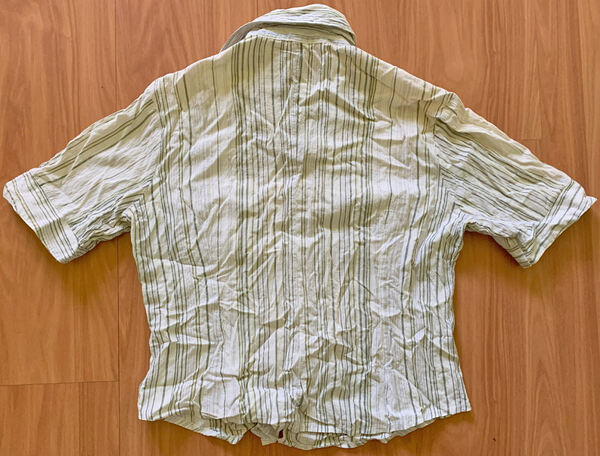 Blusa de Senhora Riscada, como Nova. Camisas e Blusas