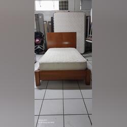 Cama de solteiro nº 2. Camas