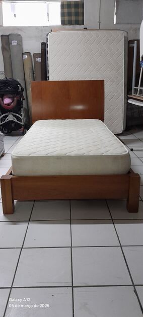 Cama de solteiro nº 2. Camas
