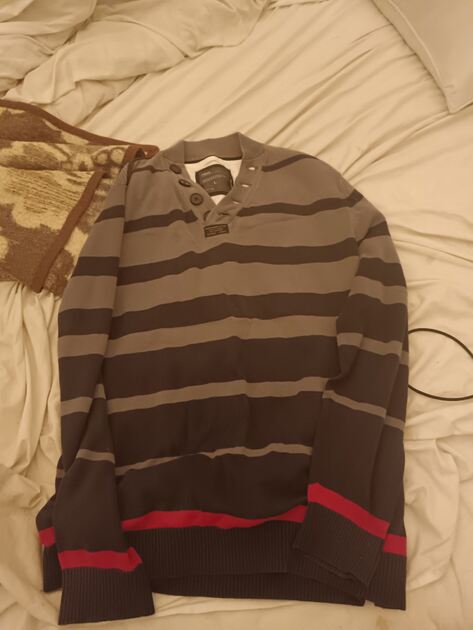 Sweater Vintage Next – Original dos Anos 90 – Tama. Sweatshirts
