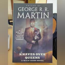 Livro “Knaves over queens”. Livros