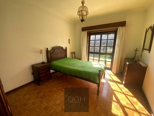 Moradia V5 ao centro de Gondomar, excelentes áreas. Casa e apartamentos para vender