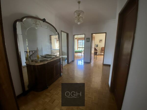 Moradia V5 ao centro de Gondomar, excelentes áreas. Casa e apartamentos para vender